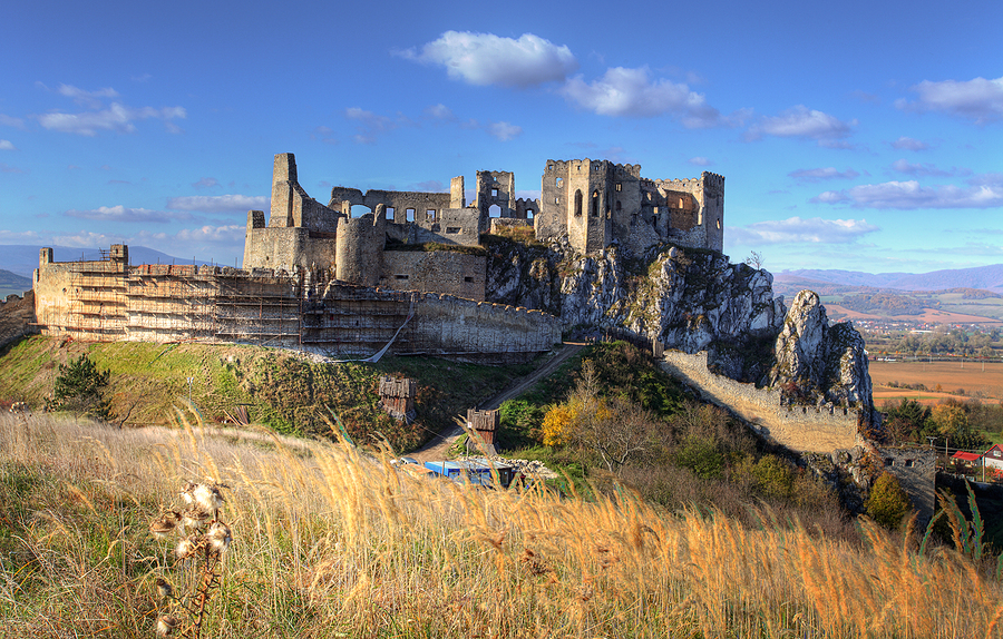 Beckov Castle