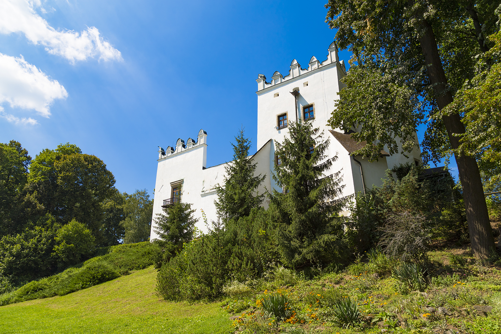 Strážky Manor House